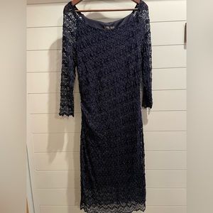 Roz & Ali Navy Blue Dress Size 16 with Lined Body 98% Polyester 2% Metallic